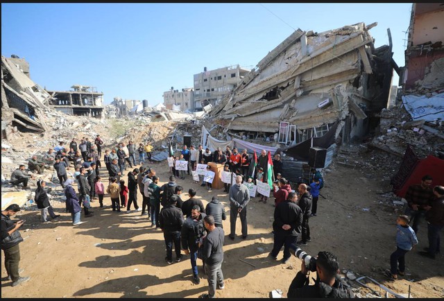 Noel 2025: Dạo một vòng thế giới xem không khí Giáng sinh đang diễn ra thế nào?- Ảnh 6.