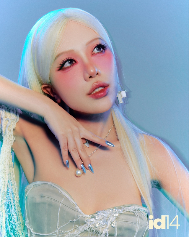 Giữa một vạn người, kh&aacute;n giả đ&atilde; nhận ra Ph&ugrave;ng Kh&aacute;nh Linh- Ảnh 14.