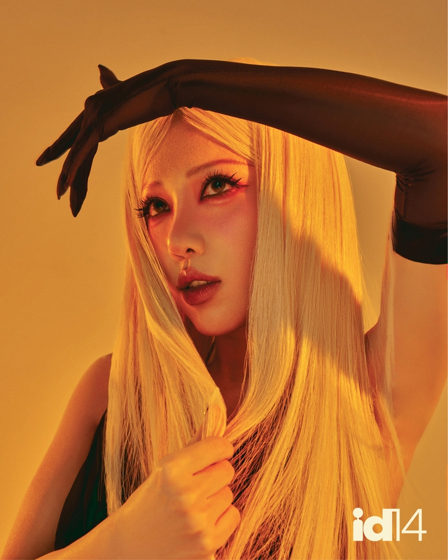 Giữa một vạn người, kh&aacute;n giả đ&atilde; nhận ra Ph&ugrave;ng Kh&aacute;nh Linh- Ảnh 3.