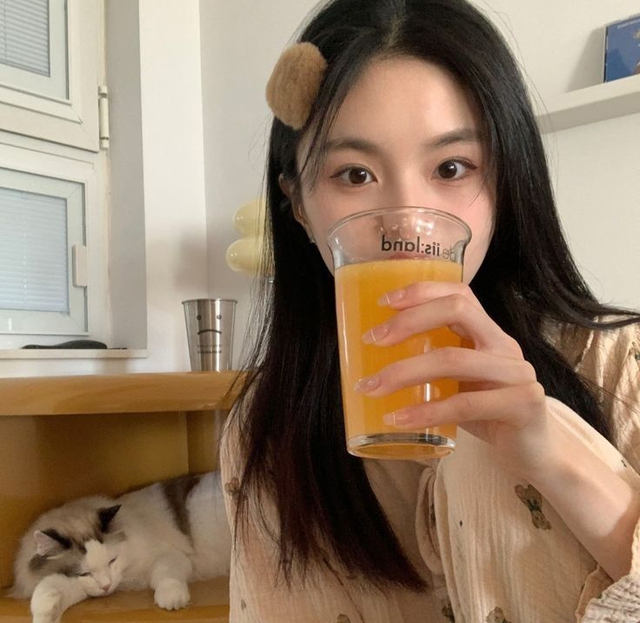 4 loại đồ uống vốn tốt nhưng uống nhiều như "bơm mỡ" v&agrave;o th&acirc;n, tăng c&acirc;n v&ugrave;n vụt- Ảnh 1.