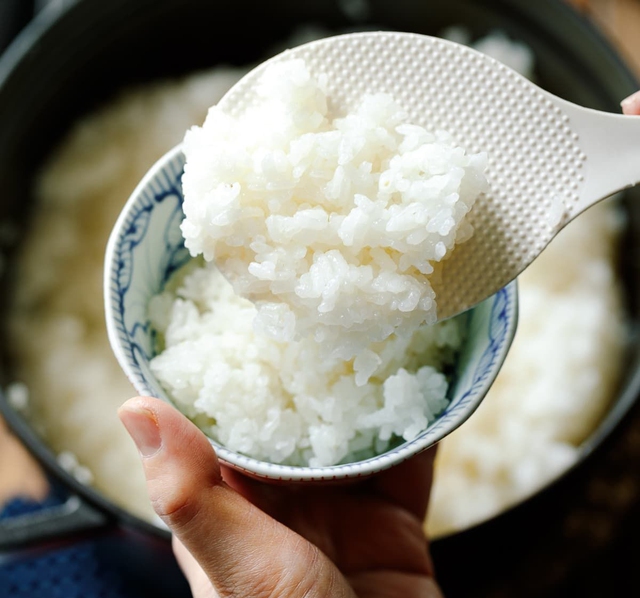 Nấu cơm bằng loại nước trắng đục n&agrave;y tốt gấp vạn lần nước lọc: Cơm ngon, dưỡng da, ngừa nhiều bệnh tật- Ảnh 1.