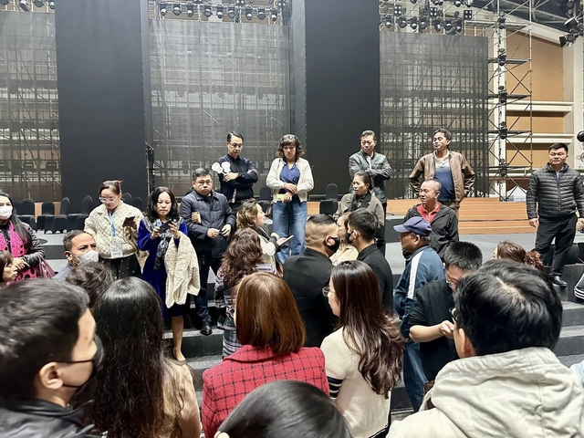 Trang Th&ocirc;ng tin Ch&iacute;nh phủ: Đơn vị tổ chức show Về Đ&acirc;y Bốn C&aacute;nh Chim Trời phải chịu tr&aacute;ch nhiệm ho&agrave;n to&agrave;n trước ph&aacute;p luật- Ảnh 3.