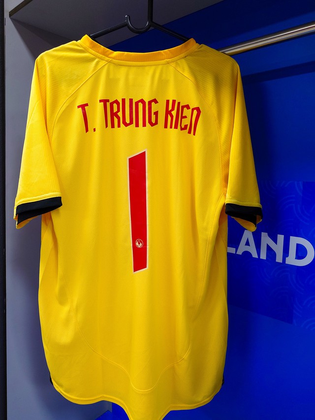 Diễn biến U22 Việt Nam vs Lào SEA Games 33: Thủ môn 1m93 bắt chính, sẵn sàng cho giấc mơ Vàng- Ảnh 4. Diễn biến U22 Việt Nam vs Lào SEA Games 33: Thủ môn 1m93 bắt chính, sẵn sàng cho giấc mơ Vàng- Ảnh 4.