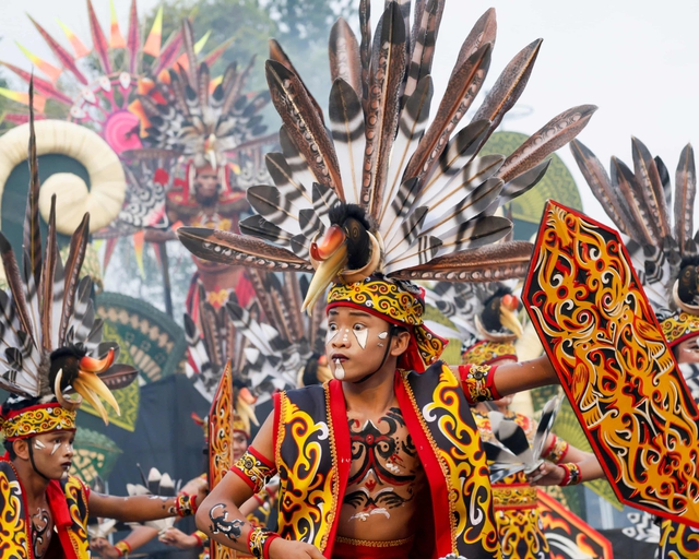 Cả thế giới cùng rộn ràng đón 2026: Pháo hoa rợp trời chào mừng một năm mới bình an, hạnh phúc- Ảnh 16.