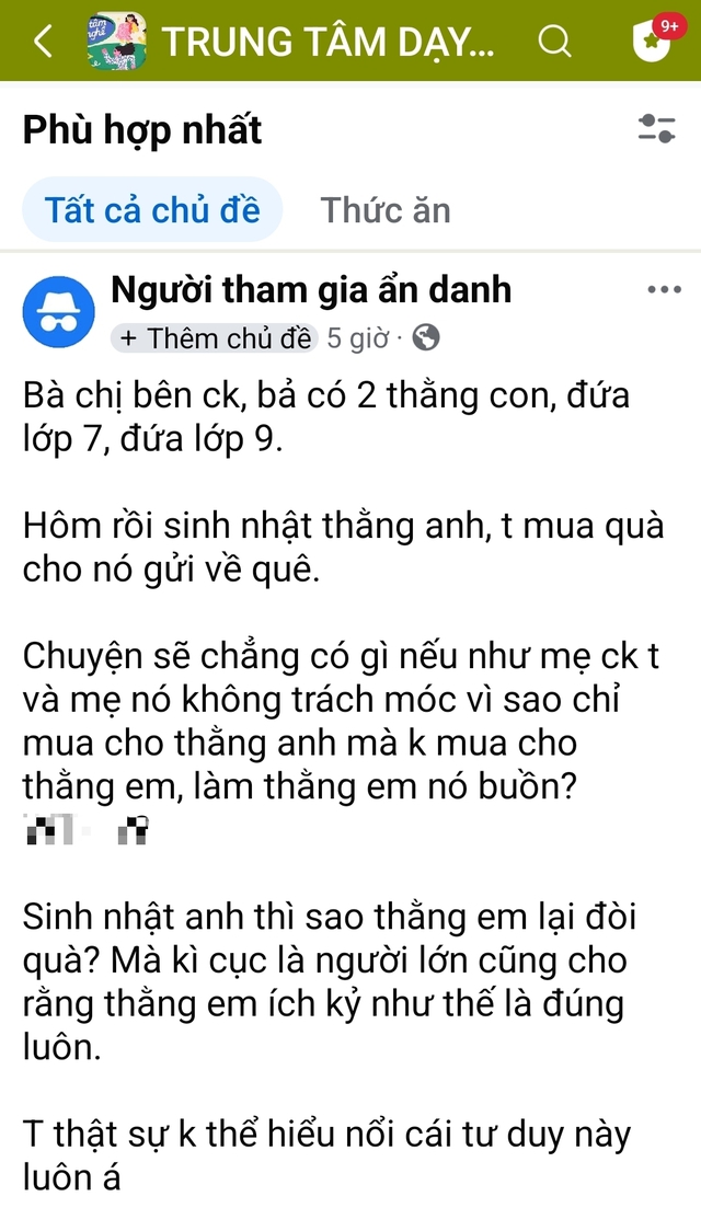 Sinh nhật anh trai nhưng mẹ và bà ngoại đòi quà cho cậu em: Có 1 kiểu THIÊN VỊ cực kỳ nhẫn tâm nhưng lại đột lốt "công bằng"- Ảnh 1.