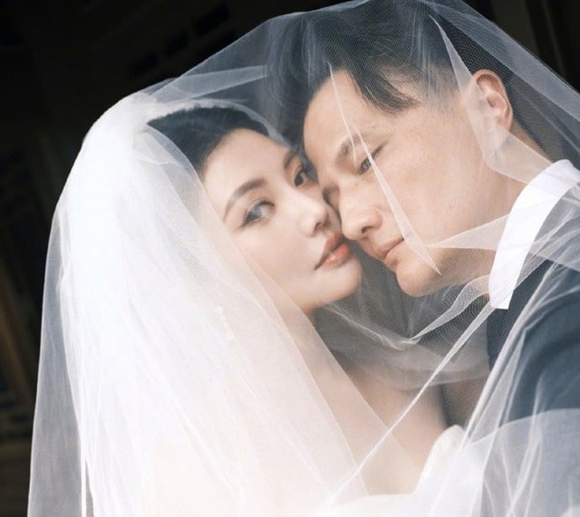 Showbiz 2026 dự ngập đ&aacute;m cưới thế kỷ: 2 mỹ nh&acirc;n 