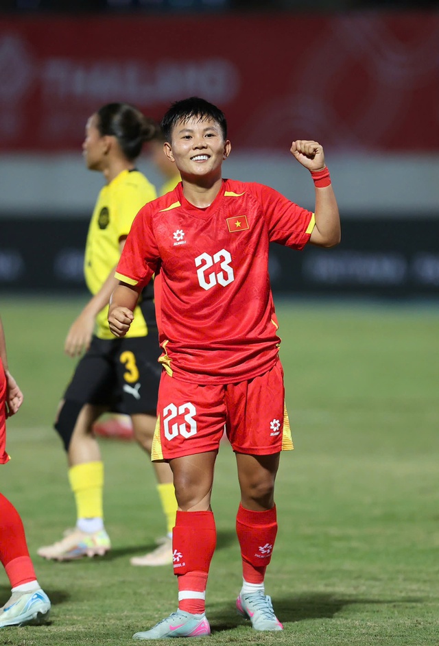 Đội tuyển Việt Nam thắng huỷ diệt 7-0 Malaysia tại SEA Games 33- Ảnh 3. Đội tuyển Việt Nam thắng huỷ diệt 7-0 Malaysia tại SEA Games 33- Ảnh 3.
