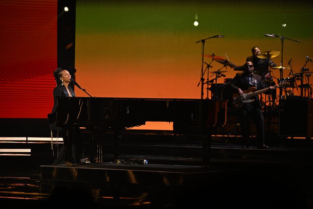 VinFuture 2025 kết thúc: Tìm ra chủ nhân Giải thưởng Chính 3 triệu đô la!- Ảnh 4. VinFuture 2025 kết thúc: Tìm ra chủ nhân Giải thưởng Chính 3 triệu đô la!- Ảnh 4.