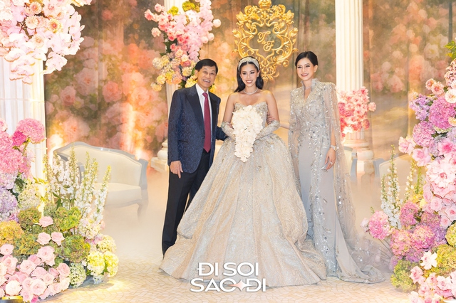 Trọn vẹn siêu lễ cưới của Tiên Nguyễn và chồng gốc Dubai: Dâu rể gấp đôi visual, gia đình tỷ phú đến dàn khách mời "quá vuýp"!- Ảnh 27. Trọn vẹn siêu lễ cưới của Tiên Nguyễn và chồng gốc Dubai: Dâu rể gấp đôi visual, gia đình tỷ phú đến dàn khách mời "quá vuýp"!- Ảnh 27.
