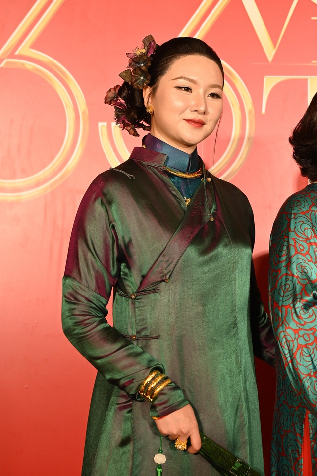 Bức ảnh hiếm thấy của gia tộc vàng nổi tiếng nhất Hà Nội- Ảnh 7. Bức ảnh hiếm thấy của gia tộc vàng nổi tiếng nhất Hà Nội- Ảnh 7.