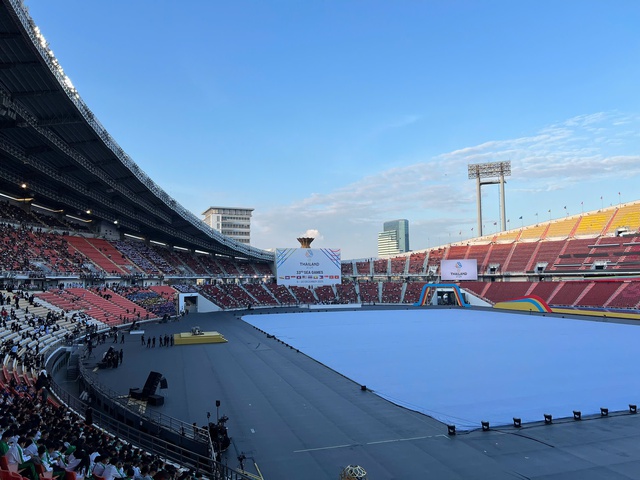 Khai mạc SEA Games 33: Rajamangala rực rỡ màu sắc- Ảnh 9. Khai mạc SEA Games 33: Rajamangala rực rỡ màu sắc- Ảnh 9.