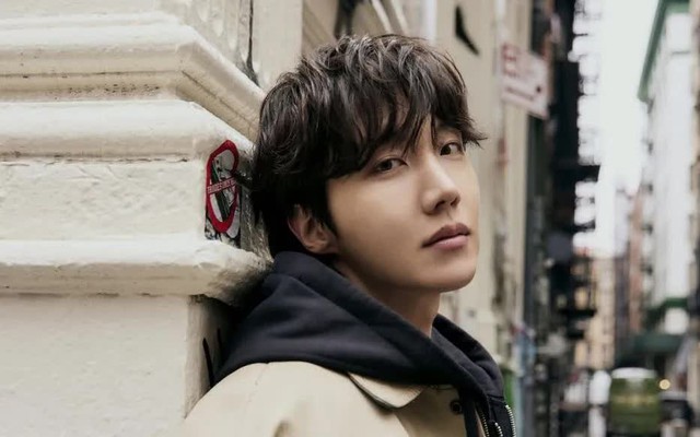 j-hope (BTS) lên kế hoạch trở lại solo- Ảnh 1.