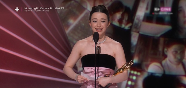 Oscar 2025: Phim 18+ ngập cảnh nóng đại thắng với 5 tượng vàng, thành tích của nữ chính còn gây sốc hơn- Ảnh 3.
