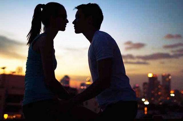 Chuyên gia cảnh báo: Kiểu hôn được ví n…