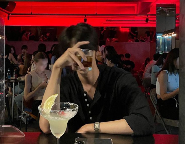7 loại đồ uống “phá hoại” tim mạch nhanh nhất theo chuyên gia, uống 1 chai này tương đương nhai 10 thìa đường- Ảnh 2.