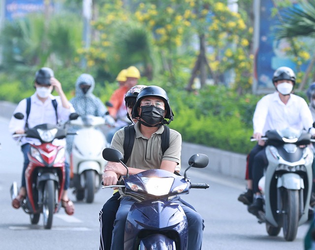 Hình ảnh lạ thường được ghi nhận tại Hà Nội vào buổi sáng sớm đầu tuần- Ảnh 5.