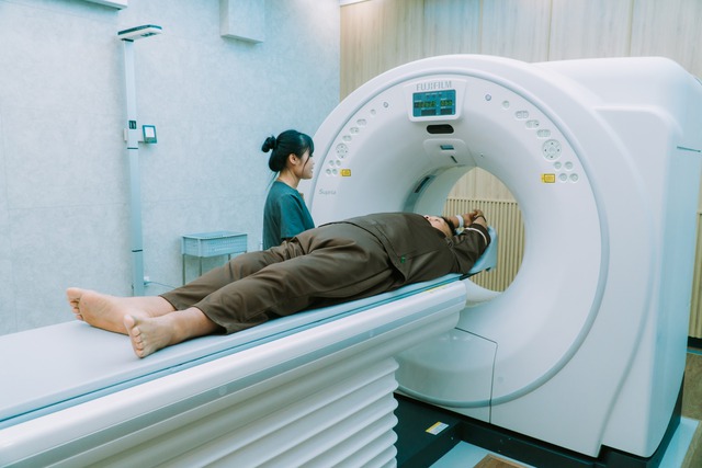Hot Tiktoker Trọng Nhân bye béo bất ngờ với kết quả khám sức khỏe toàn diện, sẵn sàng cho ca phẫu thuật cắt da- Ảnh 5.