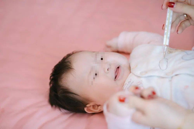 Không sốt sau khi tiêm vắc xin sởi có phải là vắc xin không có hiệu quả?- Ảnh 1.