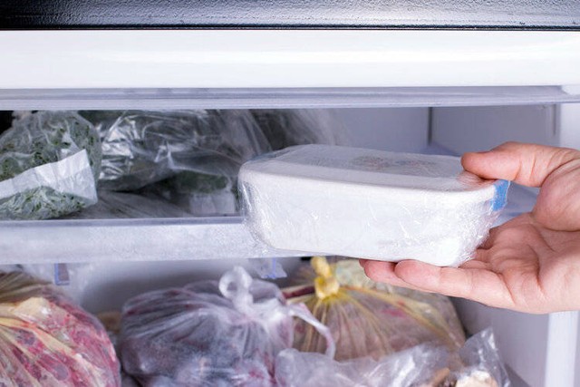Mắc ung thư dạ dày giai đoạn cuối, tôi đau đớn nhận ra: 3 thực phẩm để lâu trong tủ lạnh là "đồng phạm" gây ung thư- Ảnh 2.