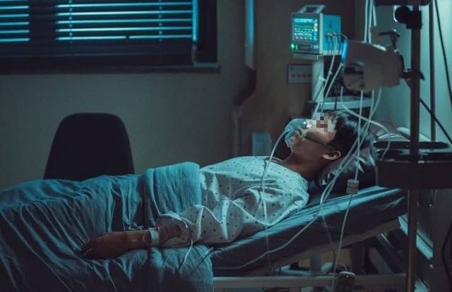 Đột quỵ khi mới 26 tuổi, bác sĩ mắng té tát khi biết tôi ăn theo 2 kiểu này để giải tỏa áp lực công việc!- Ảnh 1. Đột quỵ khi mới 26 tuổi, bác sĩ mắng té tát khi biết tôi ăn theo 2 kiểu này để giải tỏa áp lực công việc!- Ảnh 1.