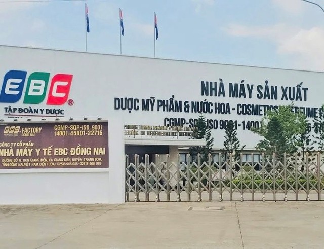 Khởi tố hình sự vụ án sản xuất, buôn bán hàng giả liên quan mỹ phẩm do công ty chồng Đoàn Di Băng phân phối- Ảnh 1.