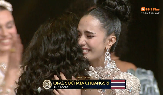 HOT: Đại diện Thái Lan chính thức đăng quang Miss World 2025!- Ảnh 1. HOT: Đại diện Thái Lan chính thức đăng quang Miss World 2025!- Ảnh 1.