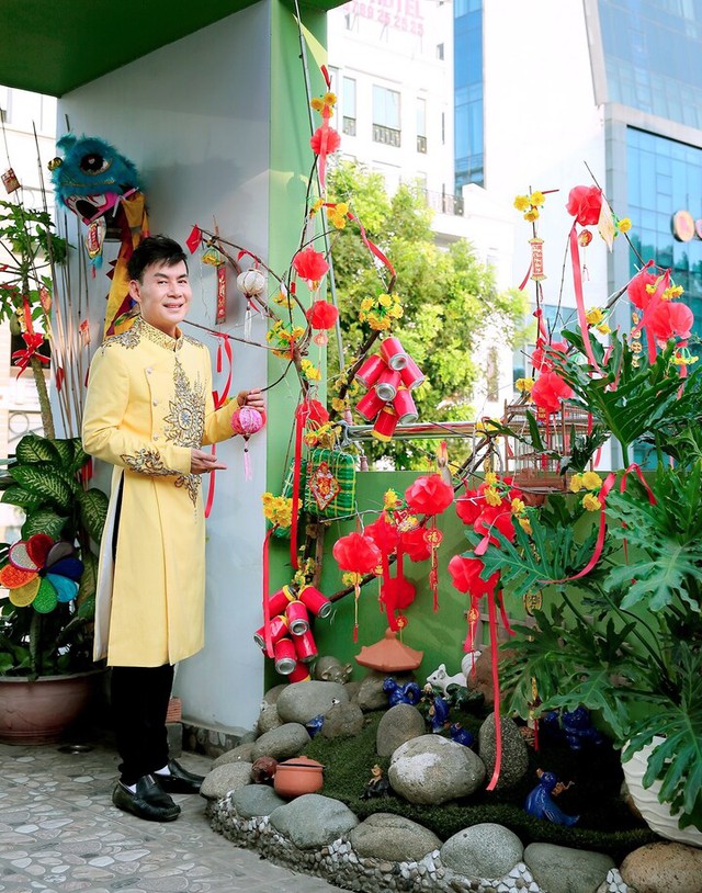 Nam ca sĩ Việt có cơ ngơi trị giá 2.000 cây vàng: Thông thạo 4 thứ tiếng, chuyện tình cảm lận đận- Ảnh 6.