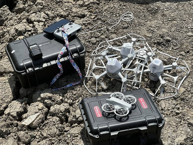 Thêm nhiều drone bị thất lạc tại TP.HCM được flycam "giải cứu" ở những khu vực sâu xa hiểm trở- Ảnh 4.