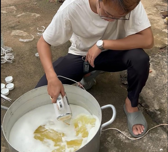 Rùng mình cách pha chế những chai nước …