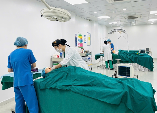 Filler giá rẻ bán tràn lan trên mạng, "mua dễ hơn rau": Chuyên gia chỉ cách nhận biết filler thật giả, kém chất lượng- Ảnh 3.