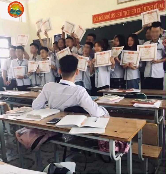 T&ocirc;i bức x&uacute;c trước những b&igrave;nh luận dưới bức ảnh n&agrave;y: Nhiều phụ huynh c&oacute; tư tưởng độc hại hơn cả &aacute;p lực th&agrave;nh t&iacute;ch!- Ảnh 1.