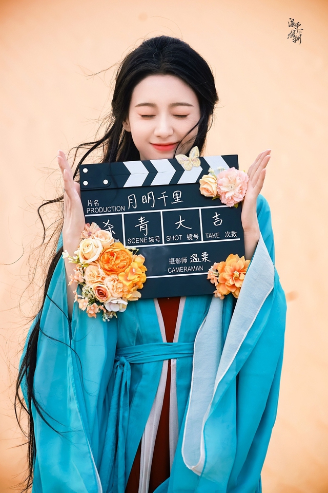 "Công chúa dị vực" đóng máy phim thôi mà, có cần đẹp vậy không: Visual hơn cả cực phẩm, chưa bao giờ đỉnh đến thế- Ảnh 1.
