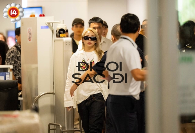 "Chị đại" CL (2NE1) "thở cũng ngầu" đổ bộ Nội Bài, idol người Việt Hanbin (TEMPEST) đi giữa biển fan gây choáng!- Ảnh 4.