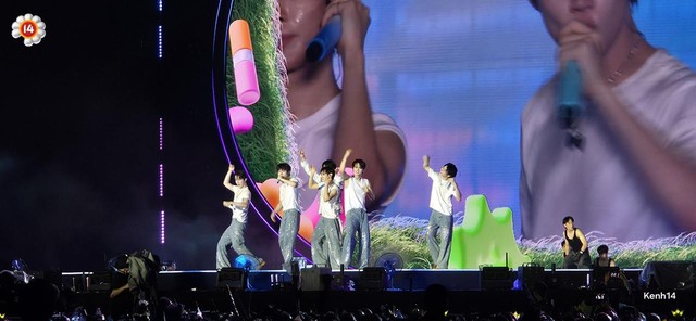 G-Dragon kết thúc set diễn chỉ vỏn vẹn 5 bài trong cơn mưa tầm tã, nhưng khiến hàng nghìn người tại Mỹ Đình sẽ mãi nhớ về ngày hôm nay!- Ảnh 38.