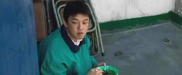 "Rủi ro" của Yoo Ah In bị lu mờ khi các bộ phim thành công về doanh thu phòng vé- Ảnh 2.