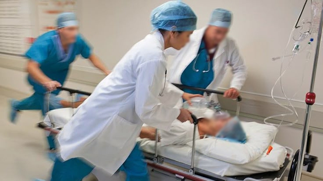 "Giải trí ban đêm", nam thanh niên 20 tuổi nhồi máu cơ tim suýt chết- Ảnh 1.