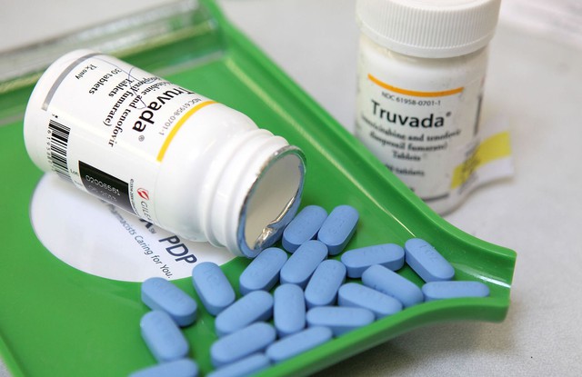 Đang dùng những loại thuốc gì thì không nên tiêm vắc xin HPV?- Ảnh 2. Đang dùng những loại thuốc gì thì không nên tiêm vắc xin HPV?- Ảnh 2.
