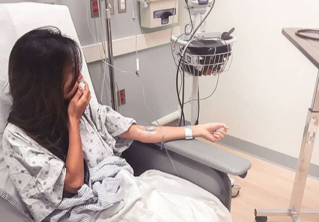 Đang dùng những loại thuốc gì thì không nên tiêm vắc xin HPV?- Ảnh 1. Đang dùng những loại thuốc gì thì không nên tiêm vắc xin HPV?- Ảnh 1.