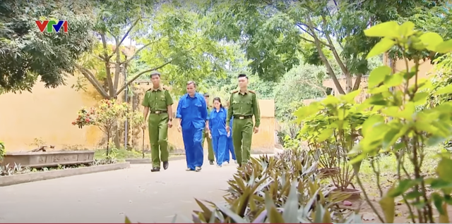 Cận cảnh dây chuyền "hô biến" dầu dùng cho thức ăn chăn nuôi thành dầu ăn cho người tại Công ty Nhật Minh Food- Ảnh 11.