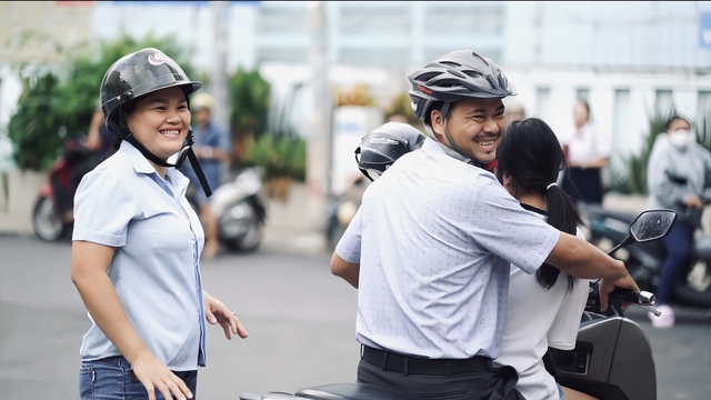 Kết thúc buổi đầu tiên thi tốt nghiệp THPT 2025: Đề hay, thí sinh phấn khởi, được 1/3 chặng đường rồi!- Ảnh 21.