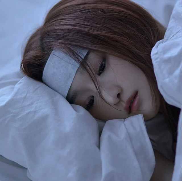 Bị sốt sau khi tiêm vắc xin HPV có đáng lo không, khi nào cần gặp bác sĩ?- Ảnh 1.