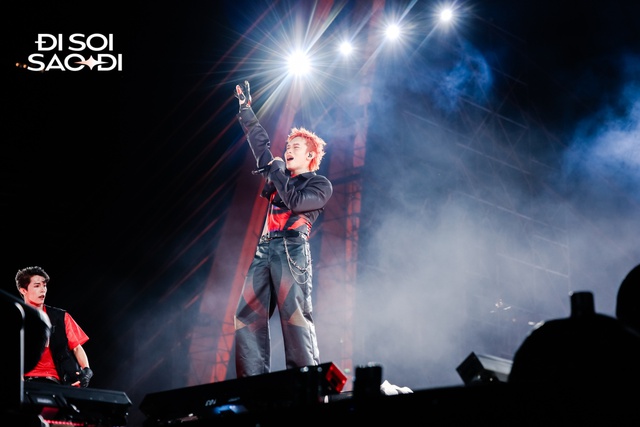 GAMA Music Racing Festival 2025: Kay Trần hóa “racing boy” chính hiệu, Mỹ Mỹ lên đồ cực “chiến” khuấy động sân khấu mở màn- Ảnh 6.