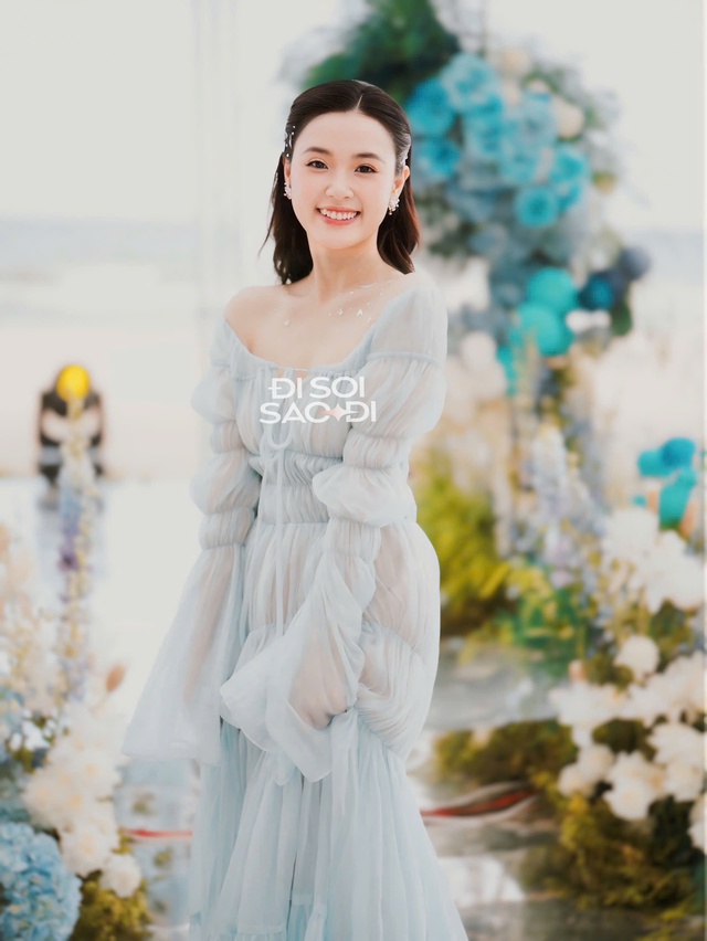 "Tiệc cưới lần 2" của Midu: Cặp đôi phát "vũ trụ cẩu lương", thiếu gia Minh Đạt si mê vợ ra mặt!- Ảnh 2.
