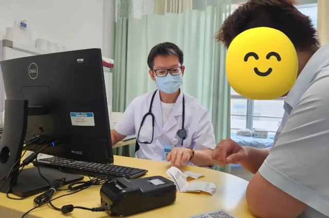 Người đàn ông mắc 3 loại ung thư cùng lúc, cuối cùng từ bỏ điều trị, nguyên nhân từ 1 thú vui lúc rảnh rỗi của nhiều người- Ảnh 1.