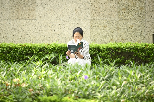 Hết giờ làm bài môn Văn: Đề bàn về hạnh phúc, thí sinh cũng vui và cười tươi như được mùa!- Ảnh 12.