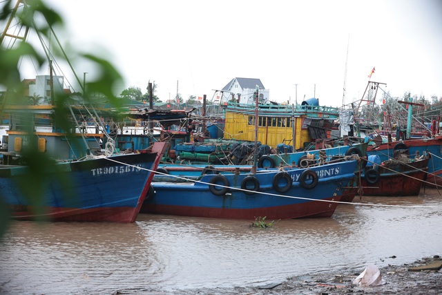 Trực tiếp: Bão số 3 đổ bộ đất liền Hưng Yên - Ninh Bình; CSGT Hà Nội khuyến cáo người dân hạn chế ra đường- Ảnh 10.