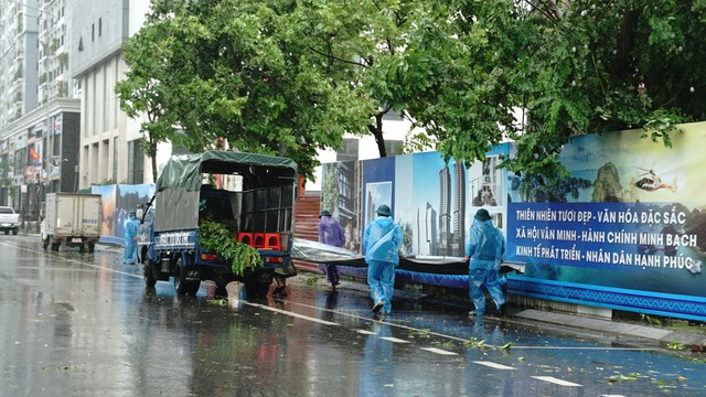 Trực tiếp: Bão số 3 đổ bộ đất liền Hưng Yên - Ninh Bình; CSGT Hà Nội khuyến cáo người dân hạn chế ra đường- Ảnh 24.