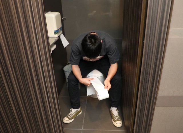 27 tuổi bất ngờ phát hiện ung thư ruột giai đoạn 3, ai nghe cũng “tròn mắt” vì tưởng dấu hiệu tiêu hóa tốt- Ảnh 2.
