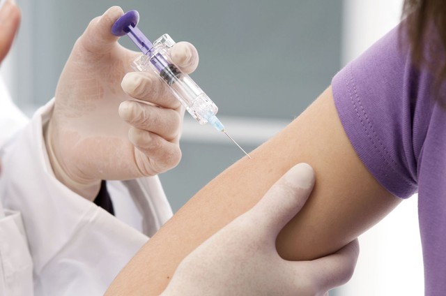4 loại bệnh ngoài da do nhiễm HPV, tiêm vắc xin HPV liệu có phòng được hết?- Ảnh 3.