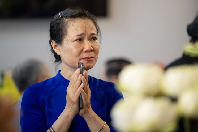 Người dân tìm về thôn Lại Đà, xúc động thắp hương tưởng nhớ cố Tổng Bí thư Nguyễn Phú Trọng- Ảnh 15. Người dân tìm về thôn Lại Đà, xúc động thắp hương tưởng nhớ cố Tổng Bí thư Nguyễn Phú Trọng- Ảnh 15.